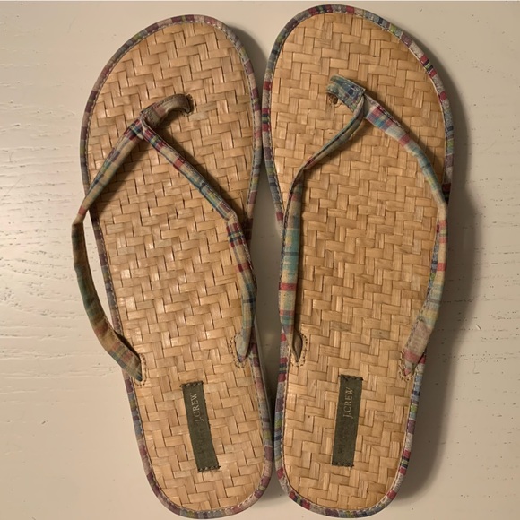 J. Crew Shoes - J. Crew Zig Zag Straw Printed Thongs size 9 Never Worn